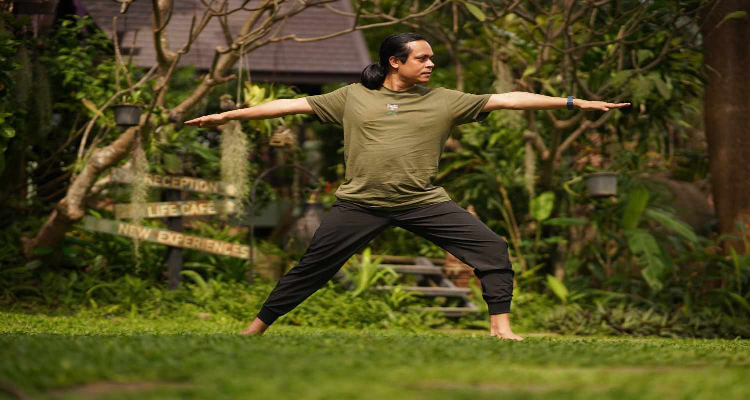 10-beginners-yoga-Poses-To-Start-Your-Practice-Today